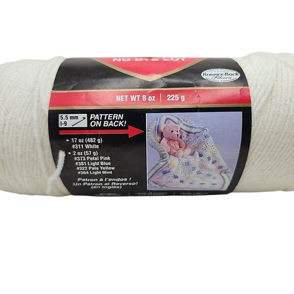 Red Heart Super Saver Yarn Soft White 8 Oz Skein E300 0316 Acrylic 4 Worsted - Picture 2 of 6